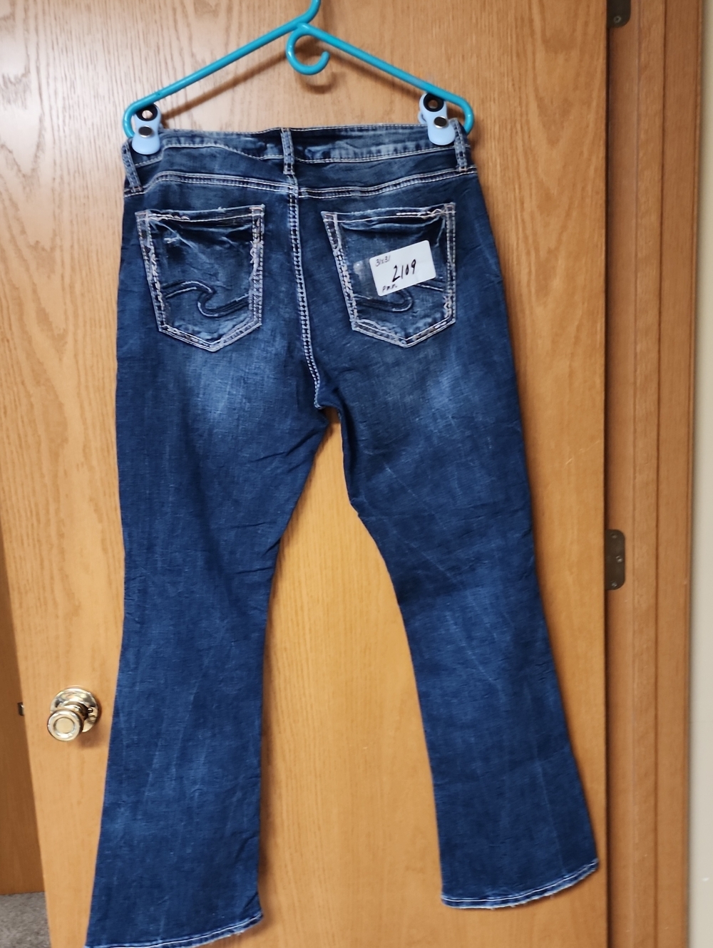 Silver Elyse Jeans Dark Blue Bootcut Jeans womens 31x32 number 2109